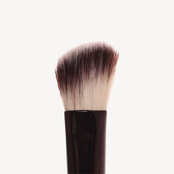 01 ANGLED SCULPTING BRUSH
