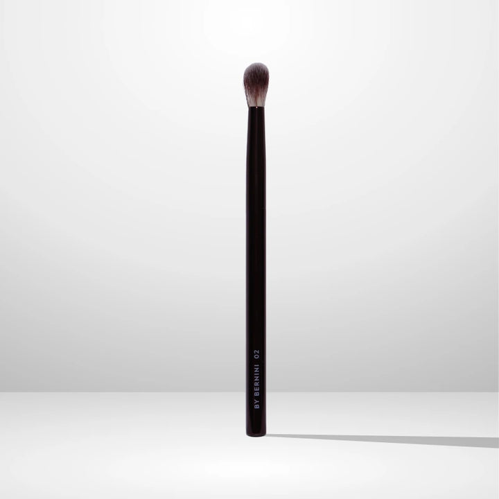 02 SOFT CREASE BRUSH