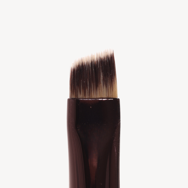05 PERFECT LINER BRUSH